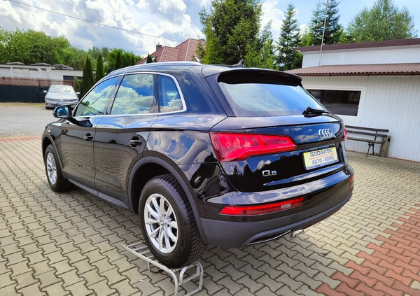 Audi Q5 cena 115900 przebieg: 58000, rok produkcji 2020 z Pruszcz Gdański małe 781